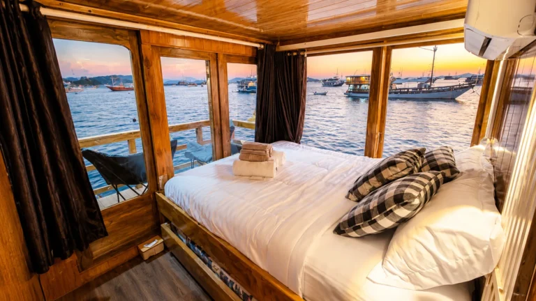 Komodo Sailing Trip — Boat in Komodo National Park, Labuan Bajo