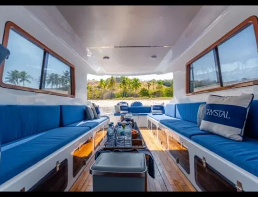 Tagesausflug mit dem Schnellboot ELISA CRYSTAL – Boot in Labuan Bajo (Stadt), Labuan Bajo