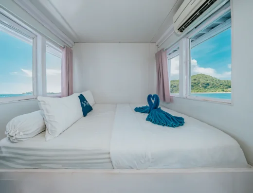 Sailing Komodo 3D2N with LA DAYANA Phinisi 4 Cabin — Boat in Labuan Bajo Town, Labuan Bajo