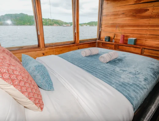 Segeltour Komodo 3 Tage / 2 Nächte mit SENADA Phinisi, 6 Kabinen – Boot in Labuan Bajo (Stadt), Labuan Bajo