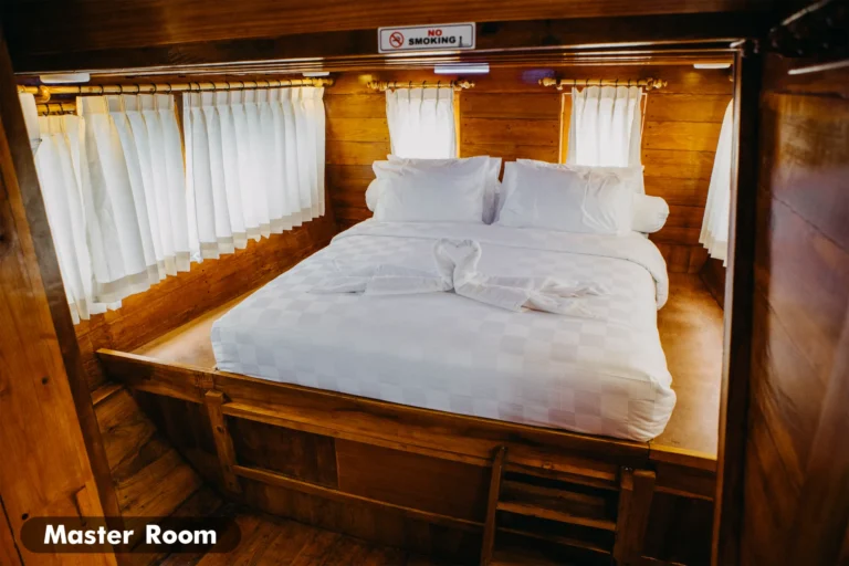PRIVATTOUR KOMODO – Boot in Komodo-Nationalpark, Labuan Bajo