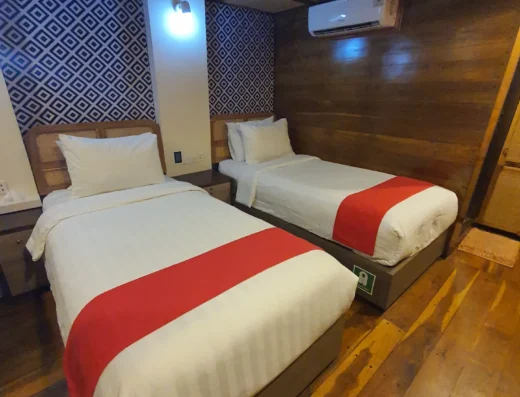 Segeltour Komodo 3 Tage / 2 Nächte mit Sea Familia Phinisi, 5 Kabinen – Boot in Labuan Bajo (Stadt), Labuan Bajo