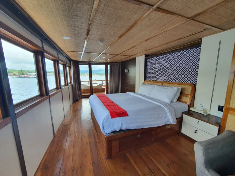 Segeltour Komodo 3 Tage / 2 Nächte mit Sea Familia Phinisi, 5 Kabinen – Boot in Labuan Bajo (Stadt), Labuan Bajo