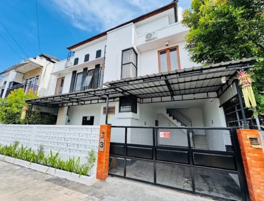 Kos Griya Kembar — Kos in Denpasar, Bali